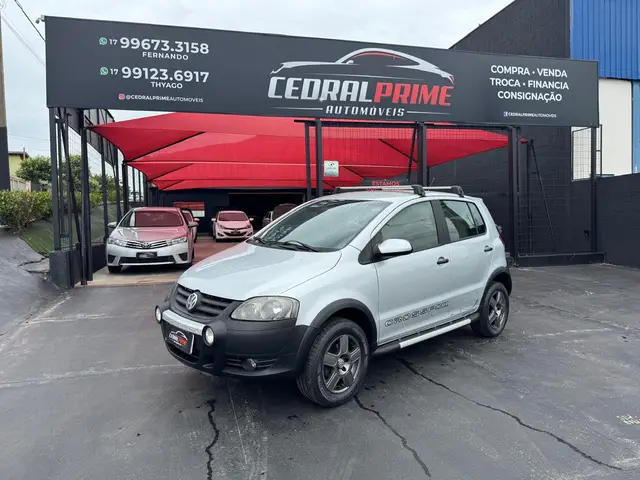 Carro Volkswagen CrossFox 2010 1.6 (Flex)