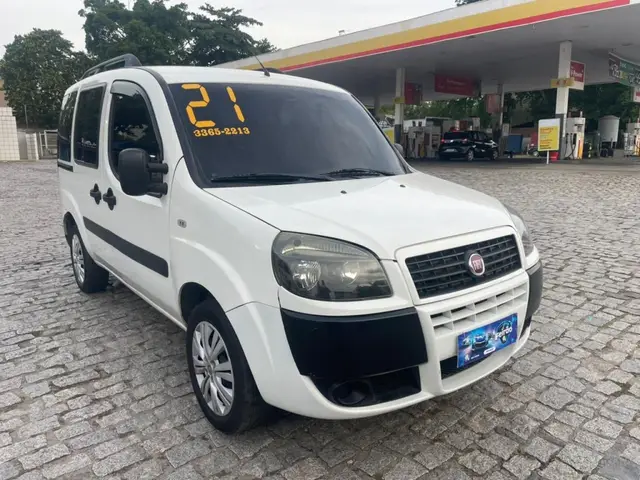 Carro Fiat Doblò 2021 Essence 1.8 16V (Flex)