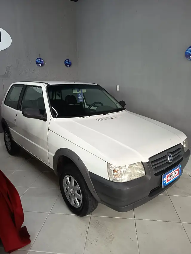 Carro Fiat Uno Mille 2013 Uno Mille WAY ECONOMY 1.0 F.Flex