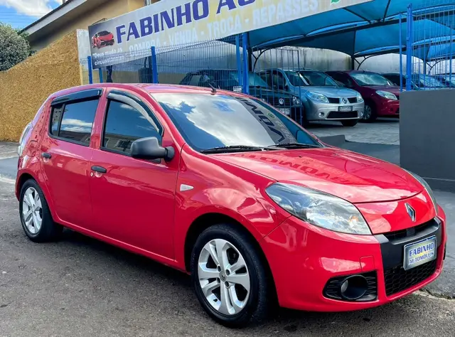 Carro Renault Sandero 2014 Authentique 1.0 16V (flex)