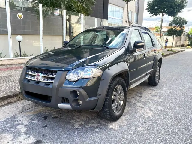 Carro Fiat Palio Weekend 2012 Adventure 1.8 16V (Flex)