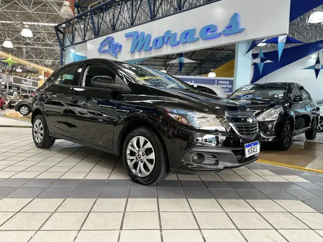 Carro Chevrolet Onix 2015 1.4 LT SPE/4