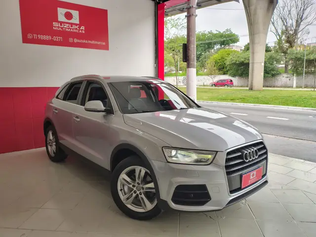 Carro Audi Q3 2018 1.4 TFSI Ambiente S Tronic