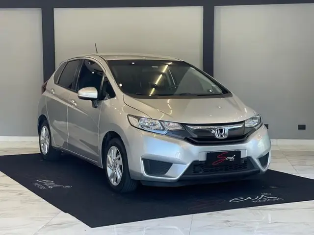 Carro Honda Fit 2016 1.5 16v LX CVT (Flex)