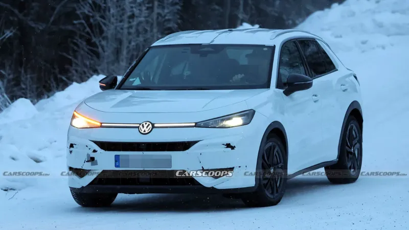 SUV que será base do novo Nivus testa conjunto de Golf R desejado para o Tiguan