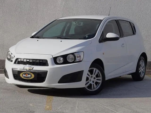 Carro Chevrolet Sonic 2013 Hatch LT 1.6 (Aut)