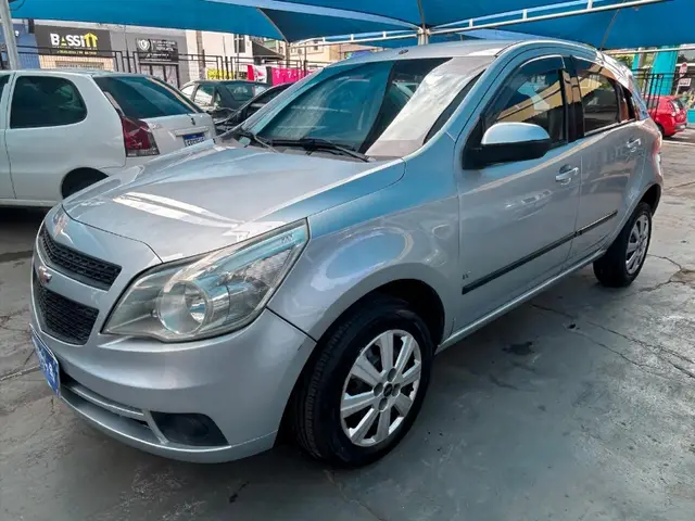 Carro Chevrolet Agile 2011 LT 1.4 8V (Flex)