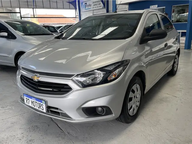 Carro Chevrolet Onix 2020 1.0 (Flex)