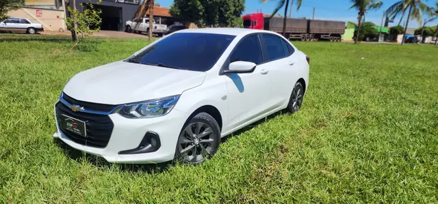 Carro Chevrolet Onix Plus 2020 1.0 LTZ Turbo Flex (Aut)