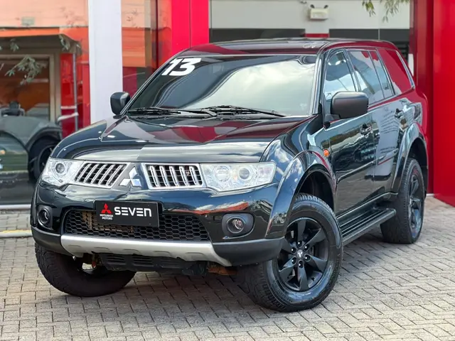 Carro Mitsubishi Pajero Dakar 2013 3.2 4WD (Aut)