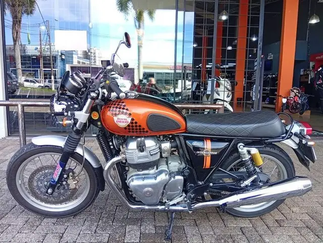 Moto Royal Enfield Interceptor 2021 650 (ABS)