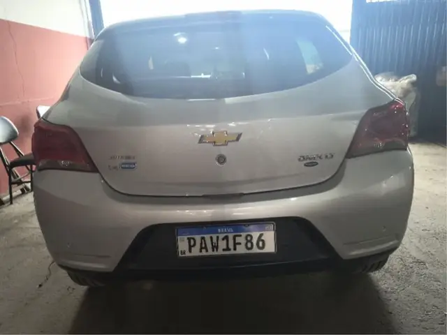 Carro Chevrolet Onix 2017 1.4 LT SPE/4
