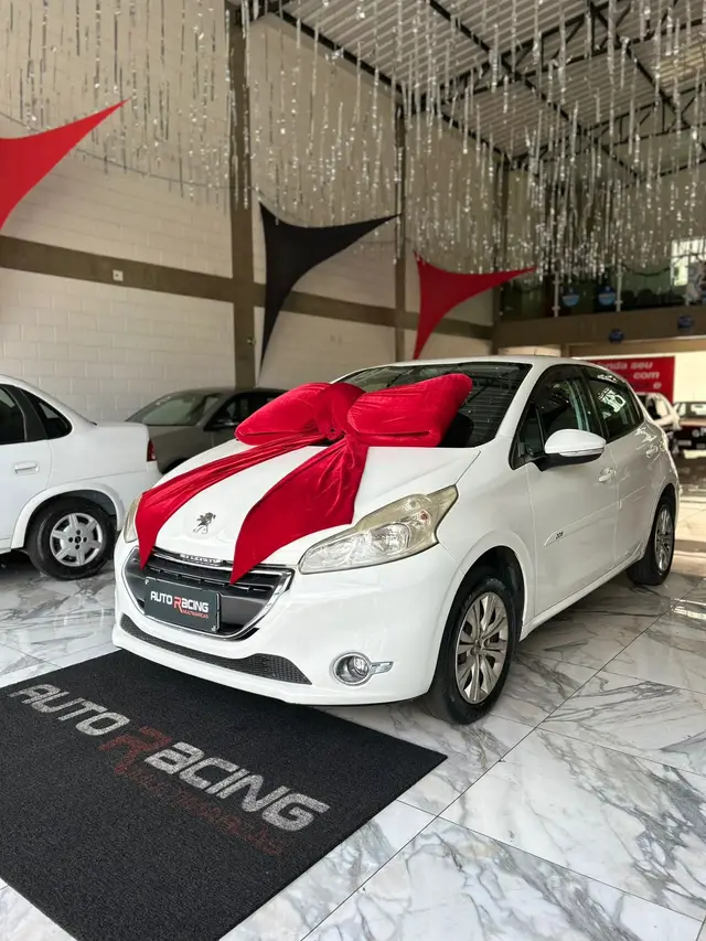 Carro Peugeot 208 2014 Active Pack 1.5 8V (Flex)