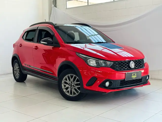 Carro Fiat Argo 2020 Trekking 1.3