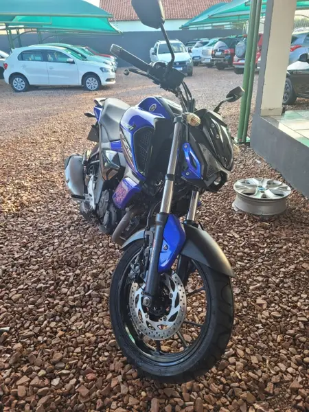 Moto Yamaha Fazer FZ15 2024 ABS