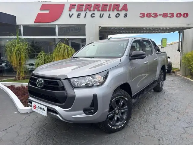 Carro Toyota Hilux Cabine Dupla 2024 SR 4x4 2.8 Diesel