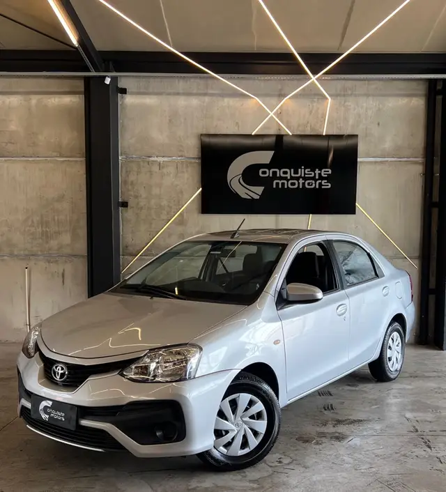 Carro Toyota Etios Sedan 2018 XS 1.5 (Aut) (Flex)