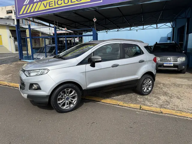 Carro Ford EcoSport 2015 Ecosport Freestyle 1.6 16V (Flex)