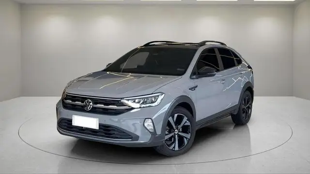 Carro Volkswagen Nivus 2024 Highline 200 TSI