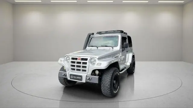 Carro Troller T4 2009 4x4 3.0 (teto rígido)