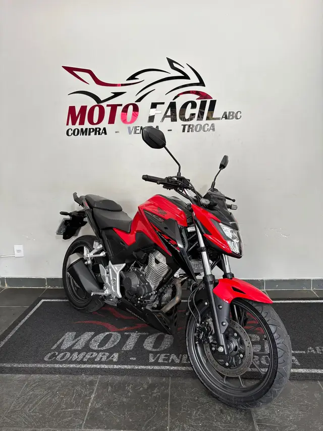 Moto Honda CB 300F Twister 2023 (CBS)
