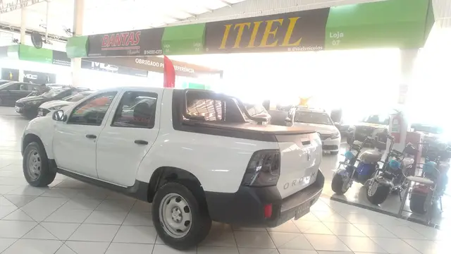 Carro Renault Oroch 2023 Pro 1.6 (Flex)