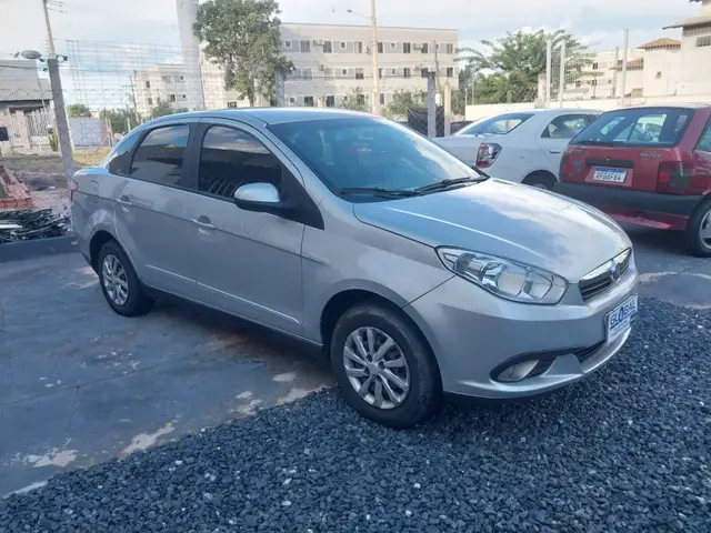 Carro Fiat Grand Siena 2013 Evo Attractive 1.4 8V (Flex)