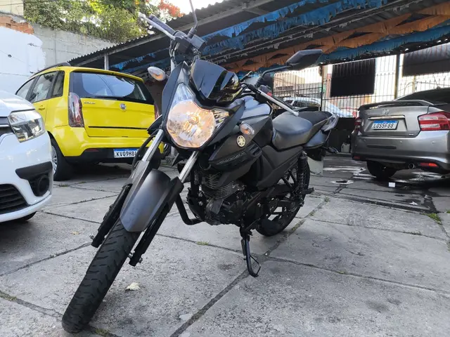 Moto Yamaha YS 150 Fazer 2025 SED