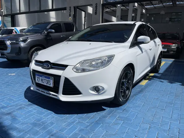 Carro Ford Focus Sedan 2015 Titanium 2.0 16V PowerShift