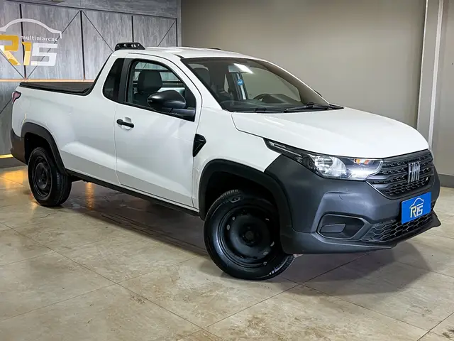 Carro Fiat Strada 2023 Endurance 1.4 Cabine Plus (Flex)