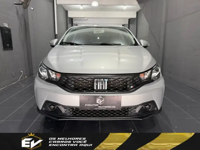 Carro Fiat Argo 2025 Drive 1.0