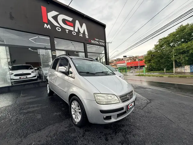 Carro Fiat Idea 2010 ELX 1.4 (Flex)