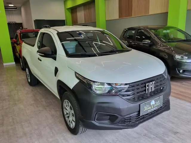 Carro Fiat Strada 2025 Endurance 1.3 Flex 8V CS