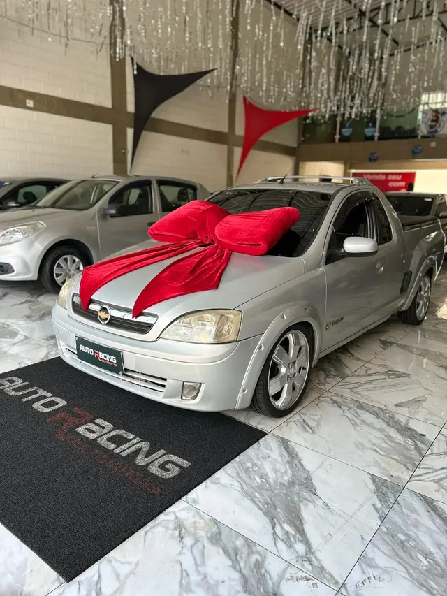 Carro Chevrolet Montana 2005 Conquest 1.8 (Flex)