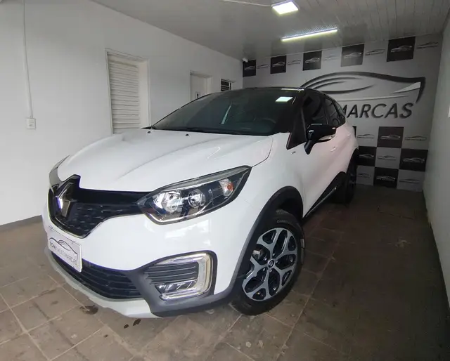 Carro Renault Captur 2021 BOSE 1.6 16v SCe CVT (Flex)