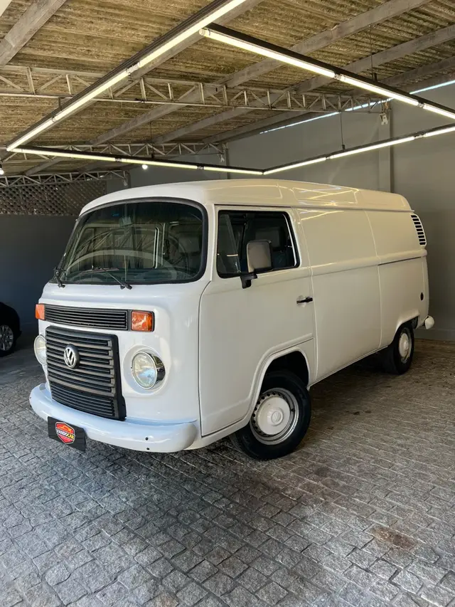 Carro Volkswagen Kombi Furgão 2009 1.4 (Flex)