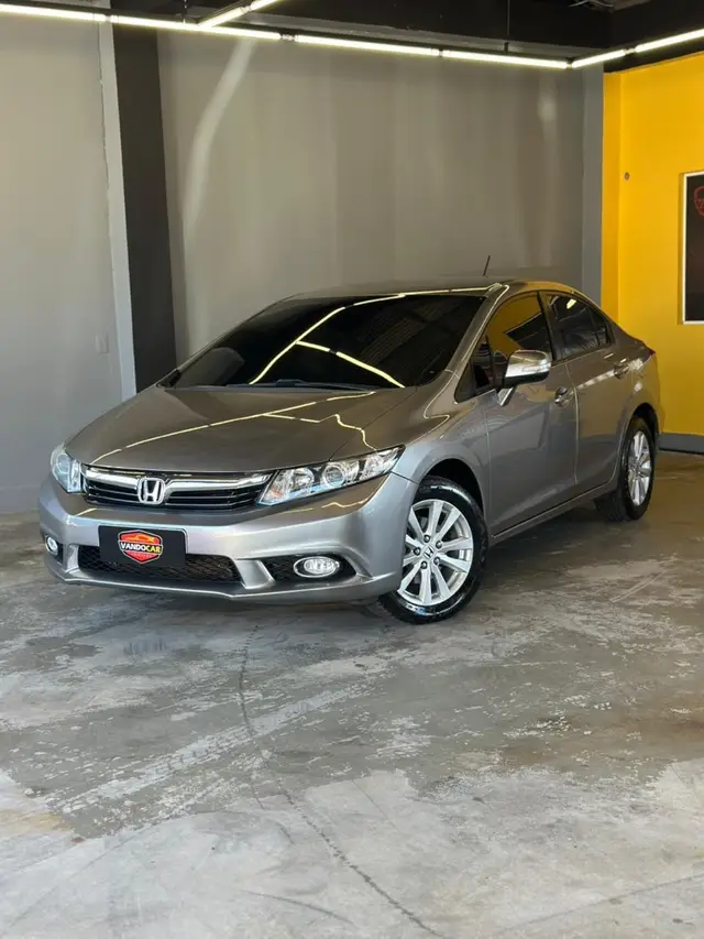 Carro Honda Civic 2014 New  LXR 2.0 i-VTEC (Aut) (Flex)