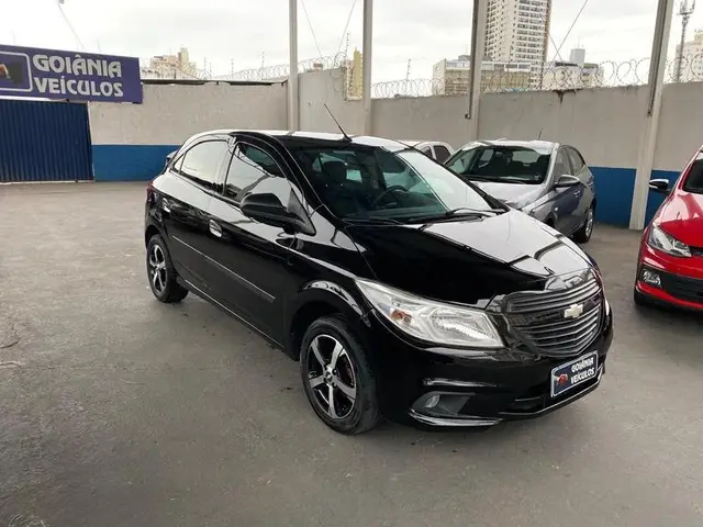 Carro Chevrolet Onix 2015 1.0 LS SPE/4