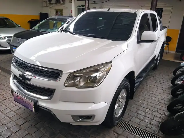 Carro Chevrolet S10 Cabine Dupla 2014 S10 2.8 CTDI LT 4WD (Cabine Dupla) (Aut)