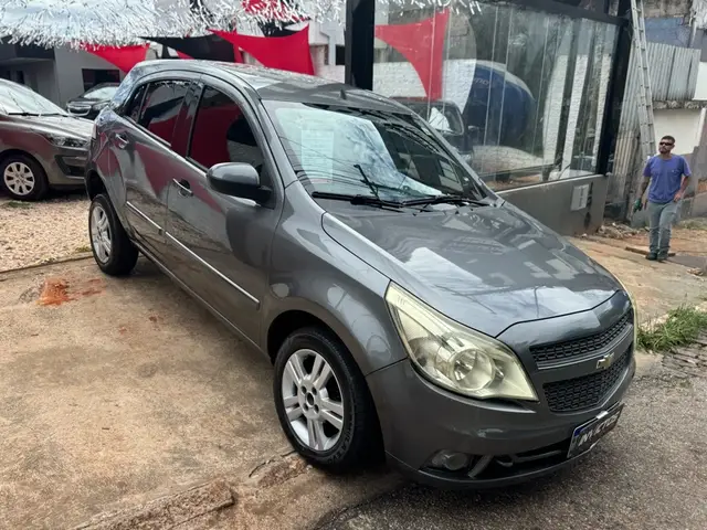 Carro Chevrolet Agile 2011 LTZ 1.4 8V (Flex)