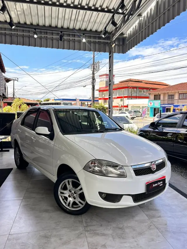 Carro Fiat Siena 2015 EL 1.0 8V (Flex)