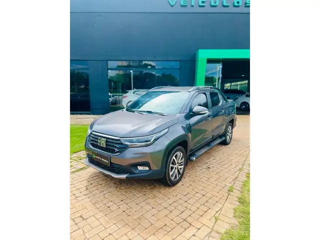 Carro Fiat Strada 2023 Volcano 1.3 CD AT (Flex)