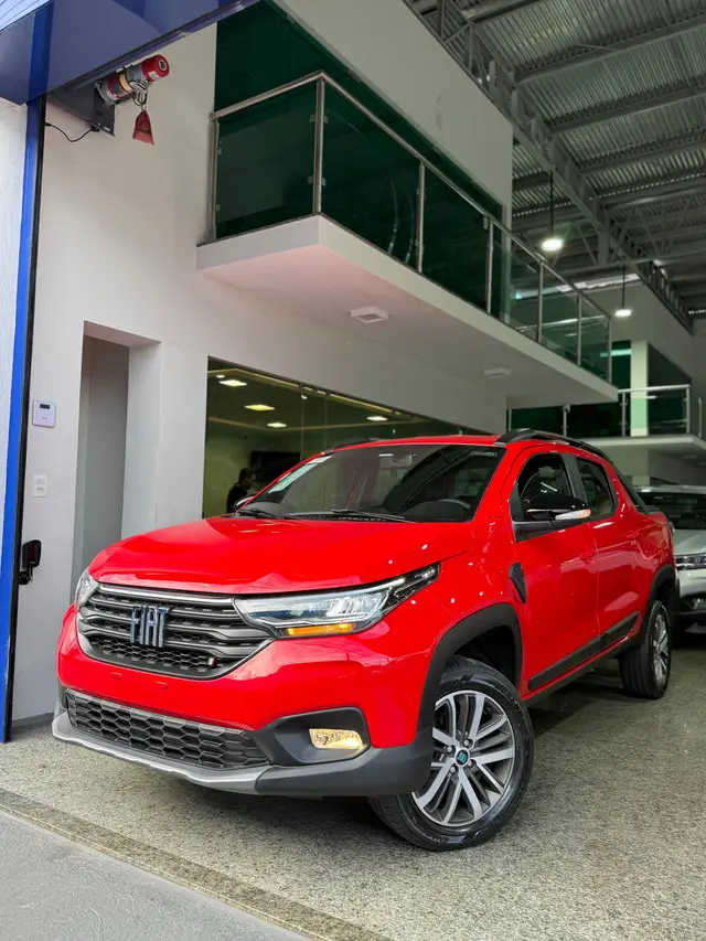 Carro Fiat Strada 2026 Volcano CD 1.3 MT