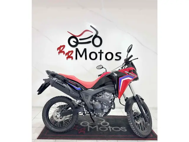 Moto Honda XRE Sahara 300 2026 Rally