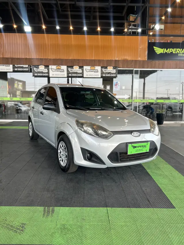 Carro Ford Fiesta Hatch 2011 1.0 (Flex)