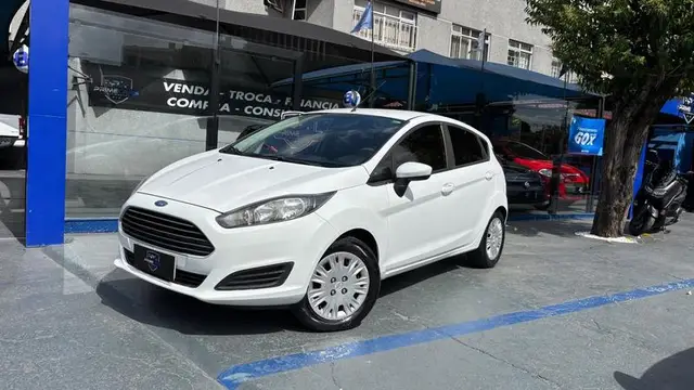 Carro Ford Fiesta Hatch 2016 1.6 (Flex)
