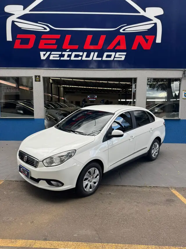 Carro Fiat Grand Siena 2019 Evo Attractive 1.4 8V (Flex)