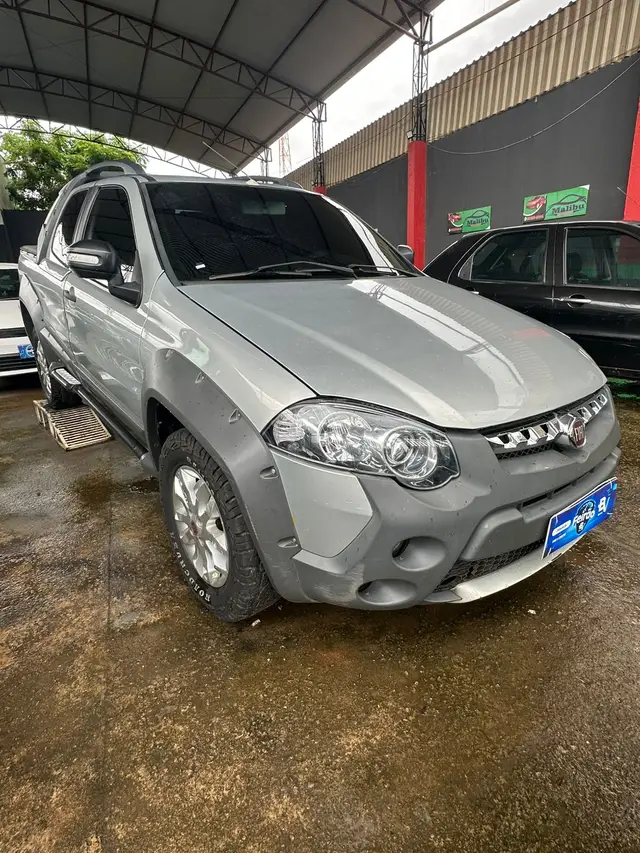 Carro Fiat Strada 2013 Adventure 1.8 16V Dualogic (Flex) (Cabine Dupla)
