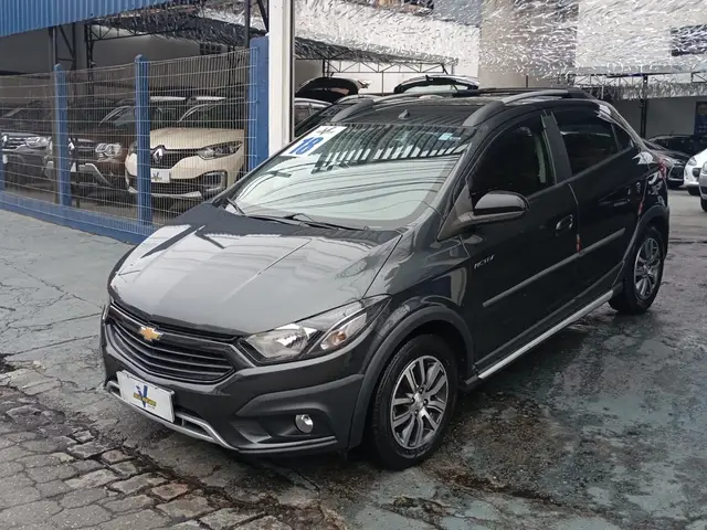 Carro Chevrolet Onix 2018 1.4 Activ SPE/4 (Aut)