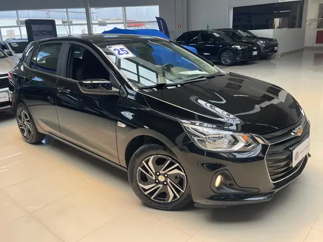 Carro Chevrolet Onix 2025 LT 1.0